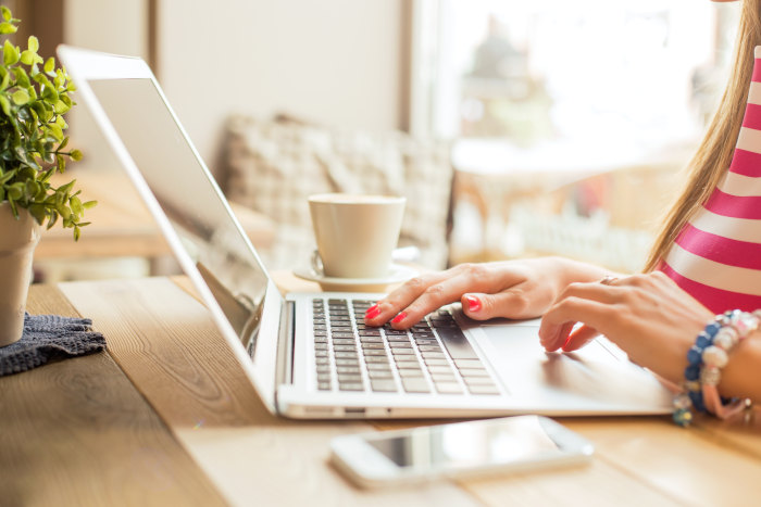 woman-with-laptop